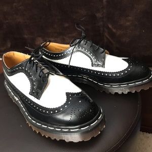 Dr Martens, black and white